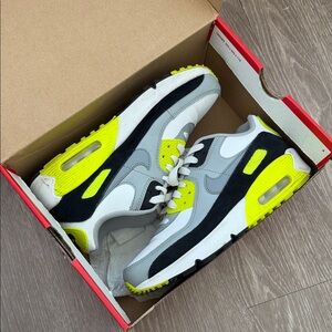 Used Nike Air Max 90 5.5Y